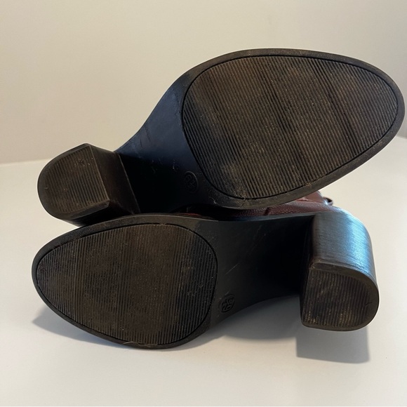 Dark Red Boots - Picture 3 of 3